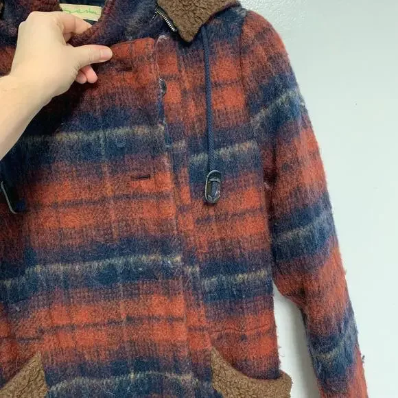 Urban Outfitters Staring at Stars Plaid Sherpa Hooded Button Up Jacket Size Sm - Picture 3 of 9